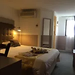 Hotel Kyriad 3*
