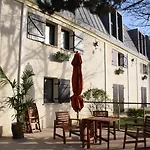 Kyriad Otel Argenteuil