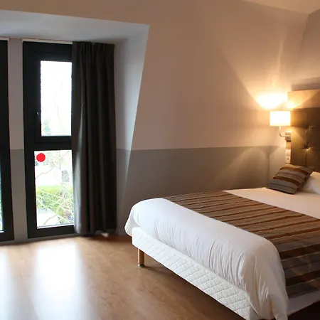 Kyriad Hotel 3*