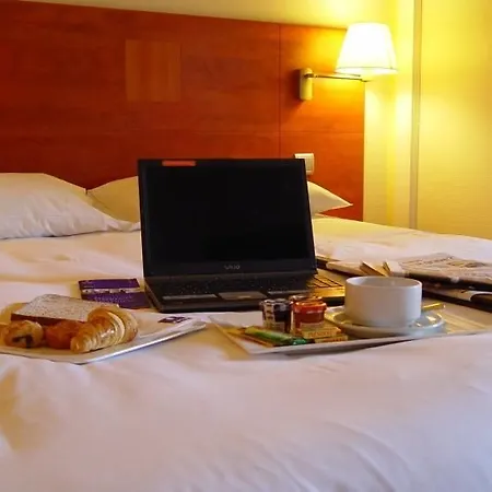 Hotel Kyriad 3*