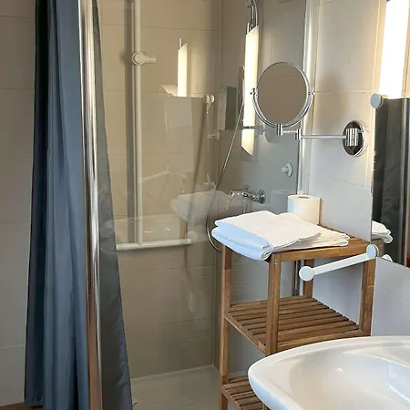 Kyriad Otel