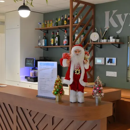 Kyriad Hotel Argenteuil