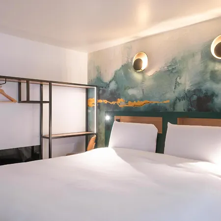 Hotel Kyriad 3*