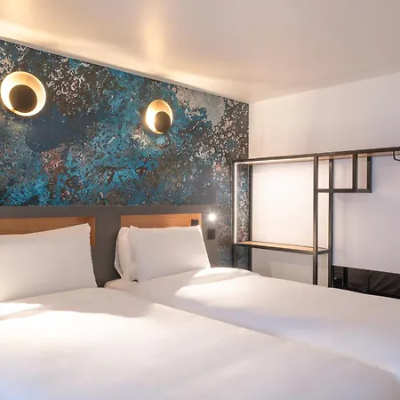Kyriad Hotel
