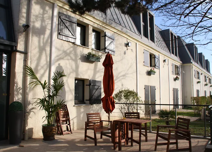 Kyriad Hotel Argenteuil